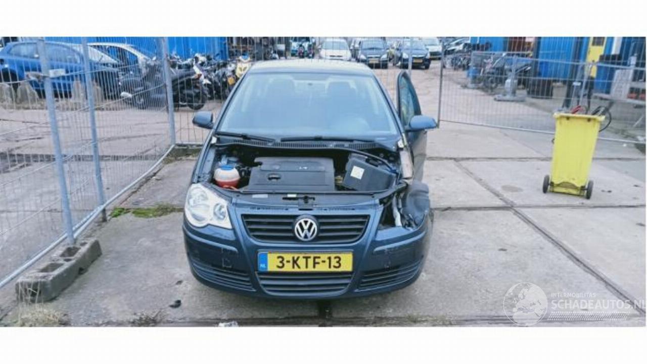 Volkswagen Polo Polo IV (9N1/2/3), Hatchback, 2001 / 2012 1.4 16V 75