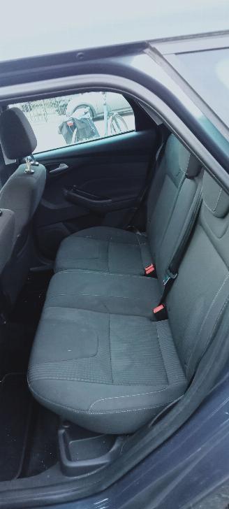 Ford Focus  picture 12
