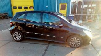 Mercedes B-klasse B (W245), Hatchback, 2005 / 2011 2.0 B-200 16V picture 4