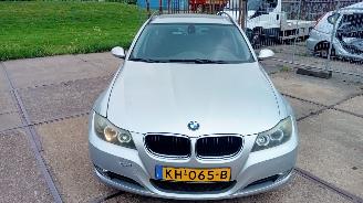 Voiture accidenté BMW 3-serie  2007/12