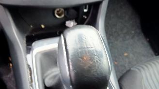 Peugeot 308 1.2 12V picture 10