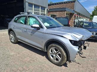 Vrakbiler auto Audi Q5 q5 50e 300pk 2024 hybride pluginn leer chassis OK  oliecarter stuk motor 100procent 2024/1