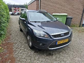 Ford Focus 1.8 16v  titanium 176000km inruiler 2250 picture 3
