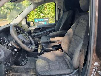 Mercedes Vito 114 CDI Aut. Lang Navi Camera picture 13