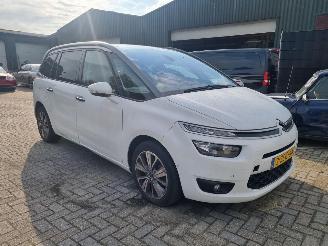 Unfallwagen Citroën Grand C4 Picasso e-HDi 115 Aut. 7 Stoelen Pano 2015/4