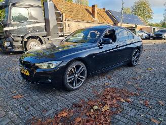 Schadeauto BMW 3-serie 320i Aut. Msport Schuifdak Stoelverw Leder 2018/6