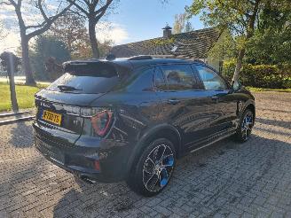 Lynk & Co 01 Plugin Hybr Navi Pano picture 6