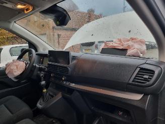 Opel Vivaro 1.5D 120 Airco Navi Facelift picture 13