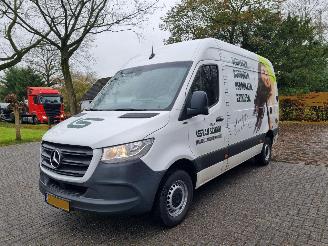 Mercedes Sprinter 311CDI Aut RWD L2 H2 Mbux Airco picture 7