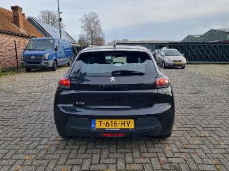 Peugeot 208 PureTech 75 Navi Airco picture 4