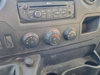 Renault Master Dci 125 Airco picture 13