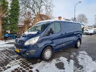 krockskadad bil bedrijf Ford Transit Custom 2.2 Tdci 114KW L2 2013/11