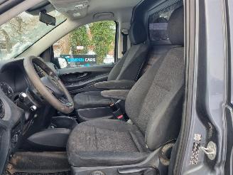 Mercedes Vito 114 CDI Aut Lang picture 12