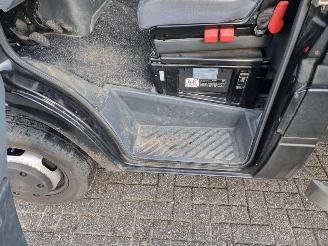 Mercedes Sprinter 413 CDI Bakwagen + Laadklep picture 9