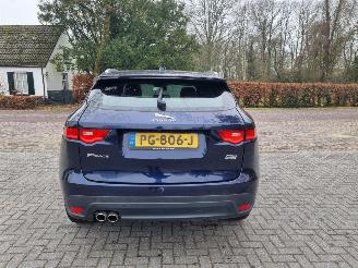 Jaguar F-Pace 20d Aut. AWD 132KW Pano picture 5