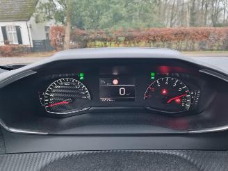 Peugeot 2008 Puretech Navi Camera picture 18