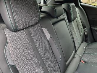 Peugeot 408 PureTech Allure 130 EAT8 picture 12