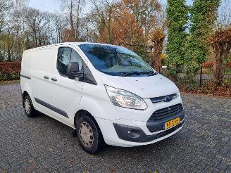 skadebil bedrijf Ford Transit Custom 2.2 TDCI Trend airco 2016/5