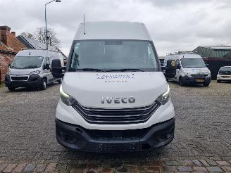 Iveco Daily 35S14 Aut. Airco Navi picture 8