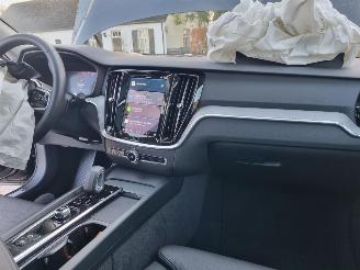 Volvo V-60 B4 Plus Dark Aut Pano Stoelver Led picture 14