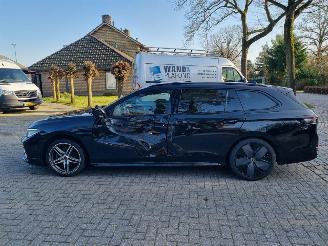 Volkswagen Passat 1.5 eTSI DSG R-Line Pano Stoelverw Led picture 6