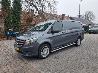 krockskadad bil bedrijf Mercedes Vito 114 CDI Aut Lang 2015/6