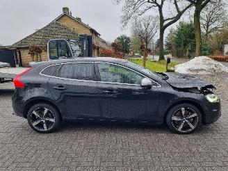 Volvo V-40 T3 Aut. Rdesign Pano picture 7