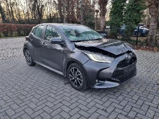 Damaged car Toyota Yaris 1.5 l-VVT-i Led Airco 2024/1