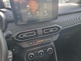 Dacia Sandero 1.0 TCE 90 Airco picture 16