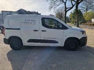 Peugeot Partner 1.5 BlueHDI Airco picture 6