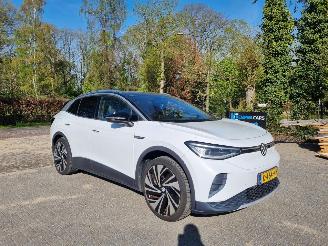 Vaurioauto  passenger cars Volkswagen ID.4 First Max 77 kWh Pano Stoelverw 2020/4