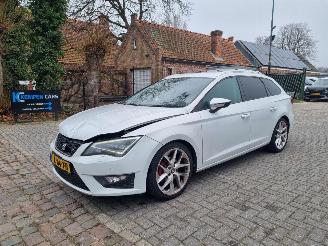 Auto incidentate Seat Leon FR 1.4 TSI Aut 150pk 2015/6