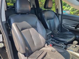 Mitsubishi L-200 2.4 DI-D Aut Doublecab picture 14