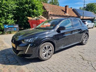 Schadeauto Peugeot e-208 50Kwh Airco Stoelverw. 2023/6
