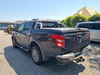 Mitsubishi L-200 2.4 DI-D Aut Double Cab picture 6