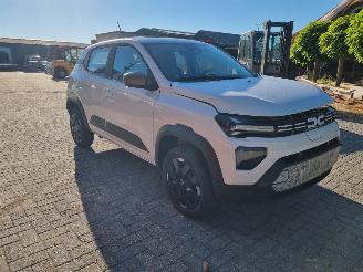 krockskadad bil auto Dacia Spring 65 Airco Navi 2025/5
