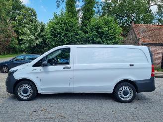 Mercedes eVito 112 66KW L2 Airco Navi Camera picture 2