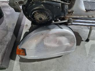 Vespa  PX125E 1981 picture 13