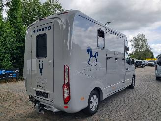 Renault Master 2.0 DCI Aut. Krismar Horsebox picture 4