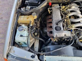 Mercedes E-klasse 250d Aut. W124 Schuifdak picture 25