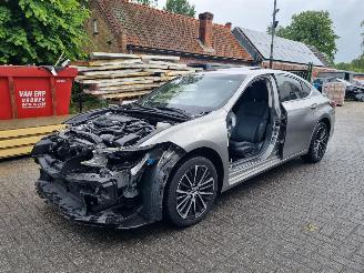Damaged car Lexus ES 300H Business Line Schuifdak Led Stoelverw 2024/1