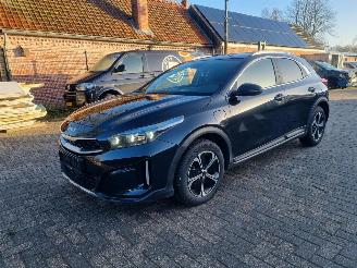 Damaged car Kia Xceed 1.6 GDi PHEV DynamicLine 2023/8
