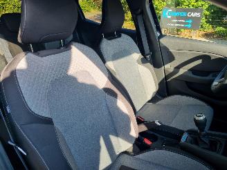 Renault Clio 1.0 Tce 90 Airco Navi picture 13