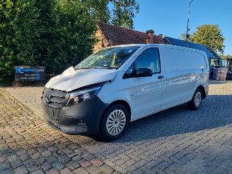 Unfallwagen Mercedes Vito PRO 116CDI Aut L3 Airco Navi Stoelverw 2024/4