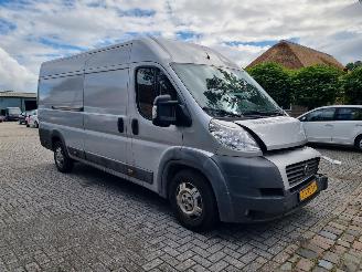 krockskadad bil bedrijf Fiat Ducato 35H 3.0 MJ 180PK MAXI Airco 2012/3