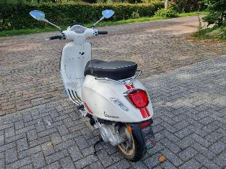 Vespa  Sprint 50 picture 3