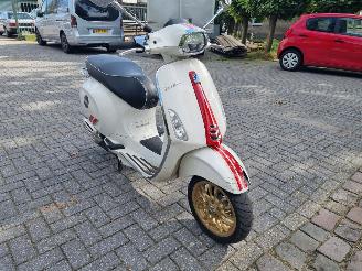 Vespa  Sprint 50 picture 7