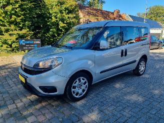 Coche accidentado Fiat Doblo 1.4 Rolstoelauto Airco 2015/5