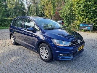 škoda osobní automobily Volkswagen Touran 1.5 TSI 7 Pers Pano 2019/1