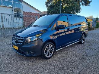 skadebil bedrijf Mercedes Vito 114 CDI Aut Lang Navi Camera 2022/1